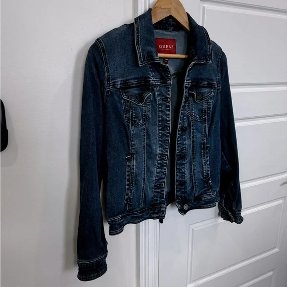 GUESS Vintage Jean Jacket Dark Wash Stretch Denim Fitted size Medium denim - Picture 2 of 4